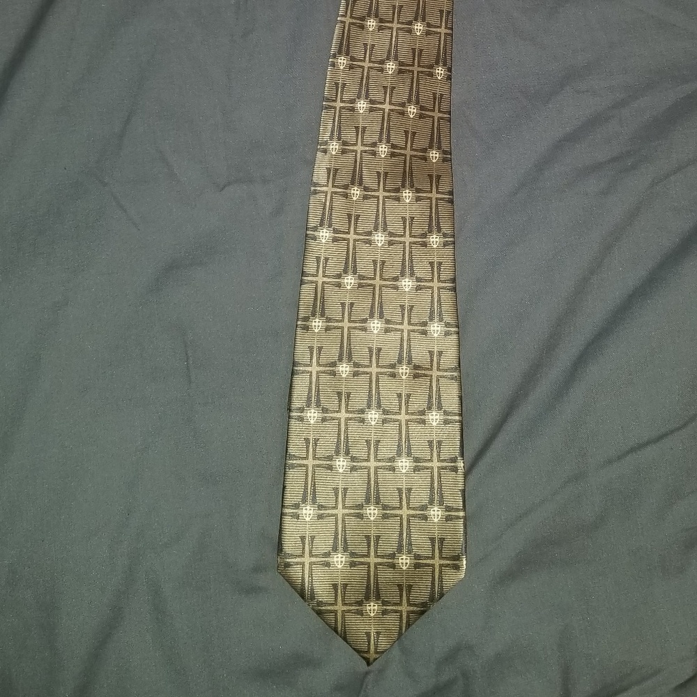 Neck tie